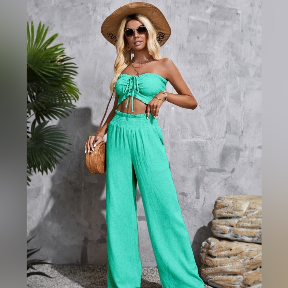Women matching outfit